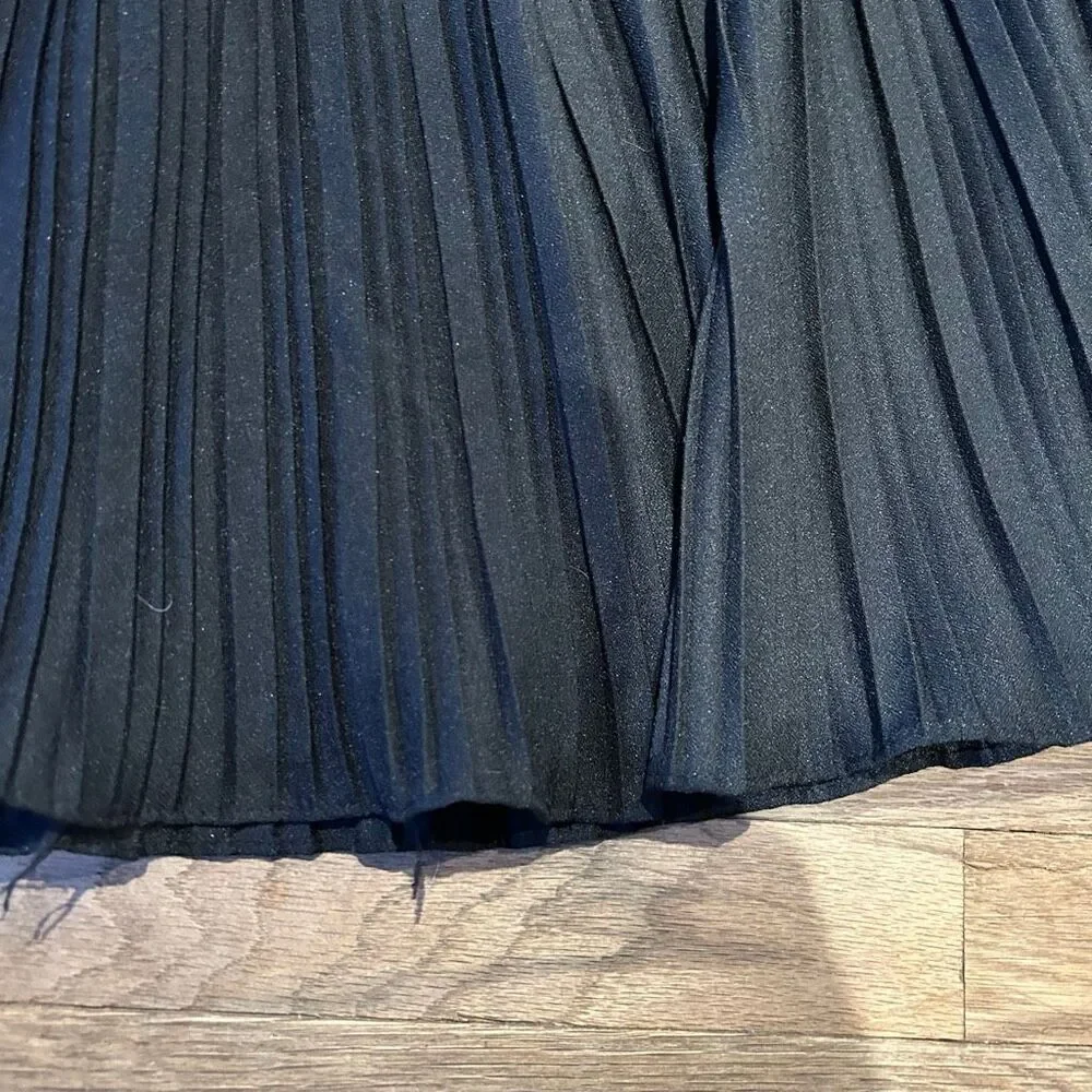 Haute Monde skirt mini pleated size large